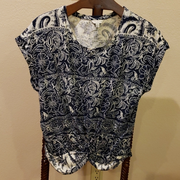 Lucky Brand Tops - Lucky brand navy top